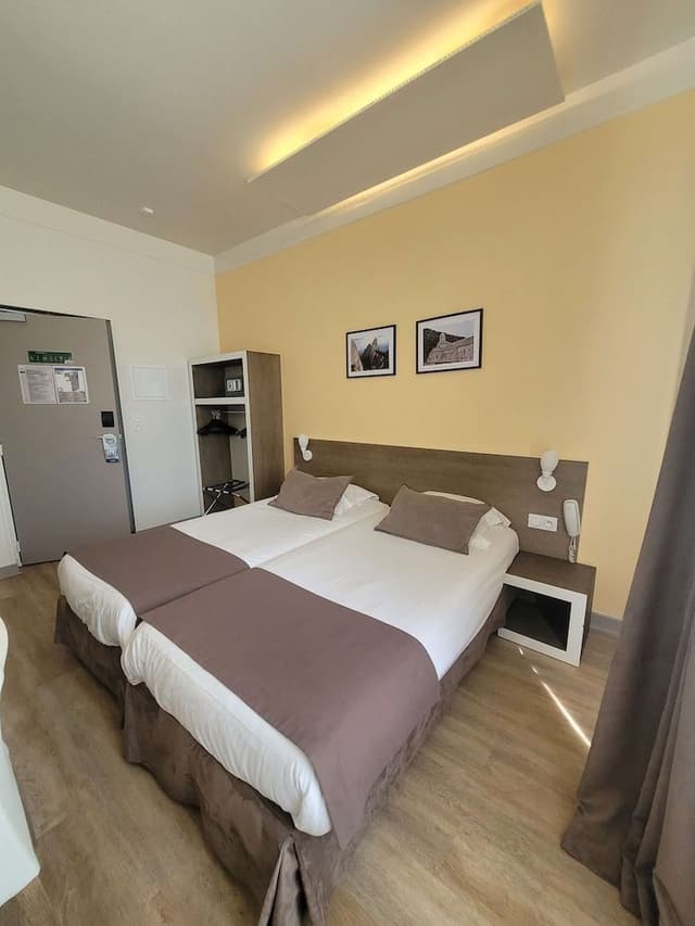 Standard Room, 2 Twin Beds