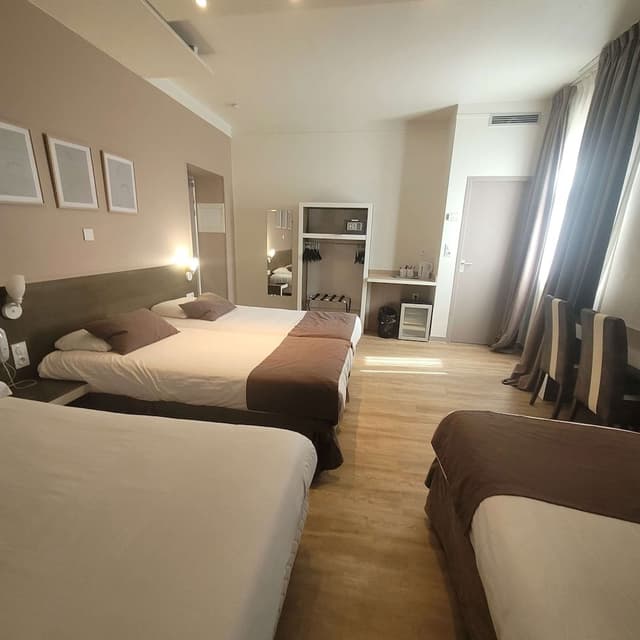 Standard Room, Multiple Beds