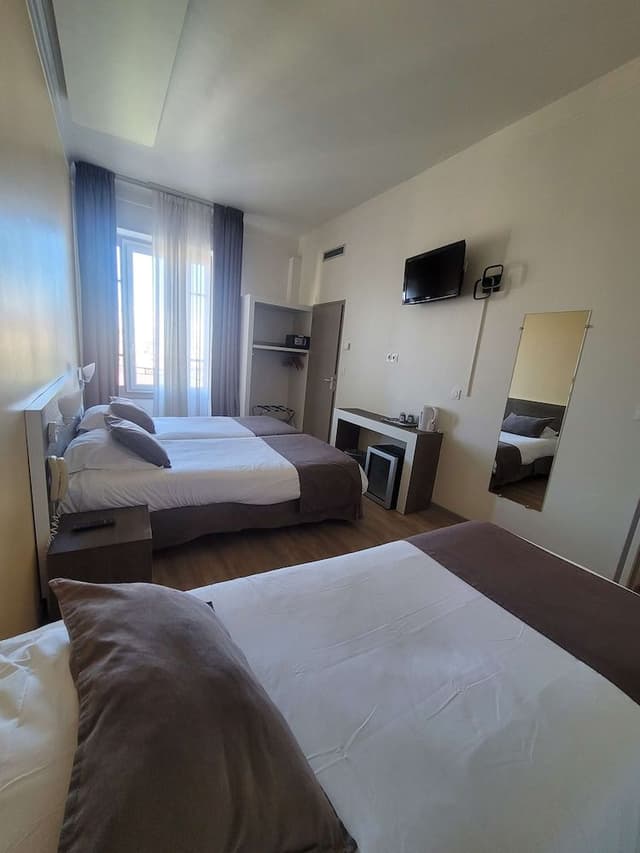 Standard Room, 3 Twin Beds