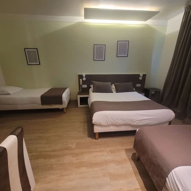 Standard Room, Multiple Beds