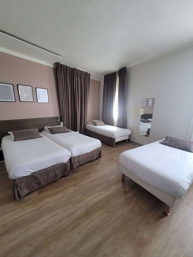 Standard Room, Multiple Beds