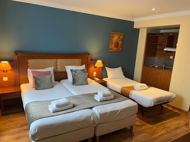 Twin Room (Extra bed)