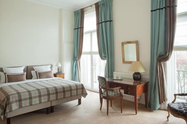 Junior Suite - Vue Paris