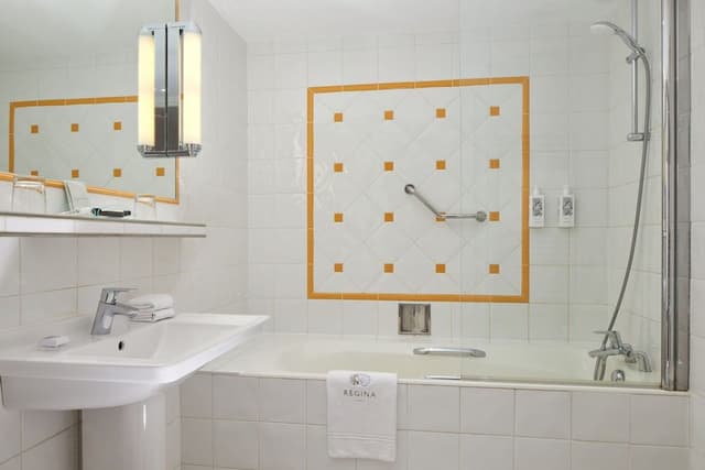 Prestige Room