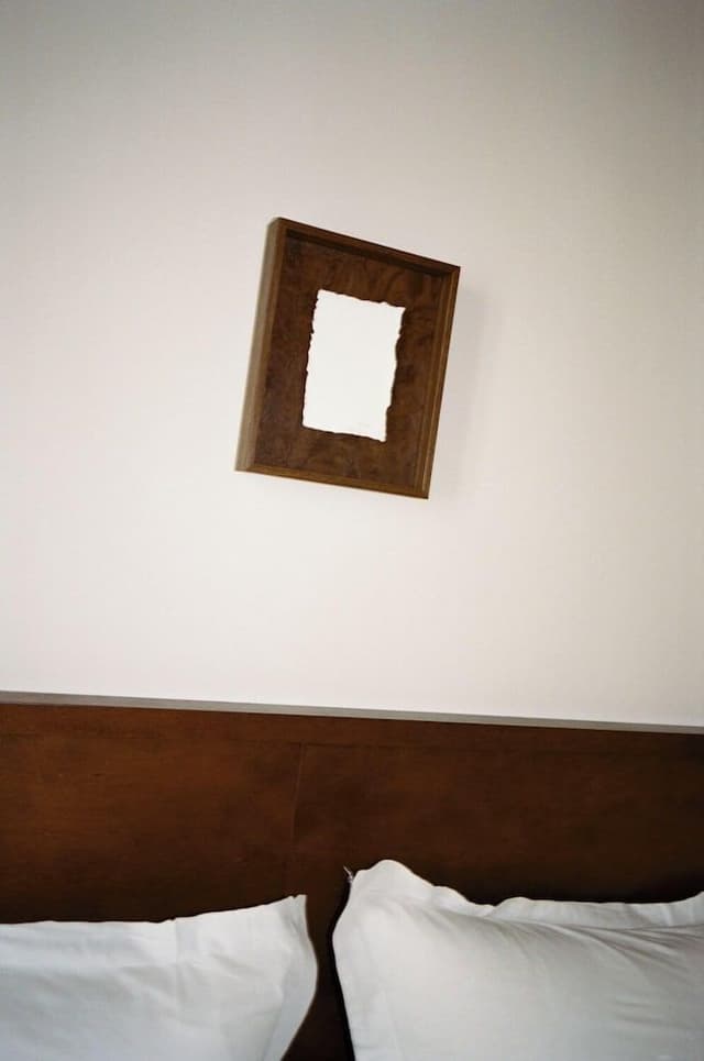 Connecting Rooms