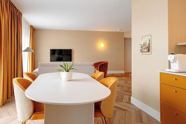Executive Suite