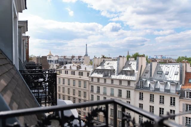Junior Suite Eiffel view