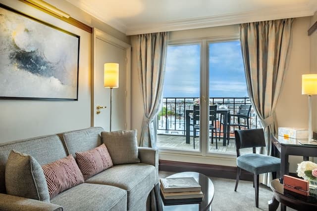 1-bedroom Panoramic Terrace Suite