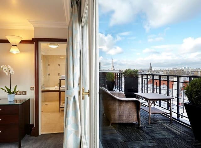 1-bedroom Panoramic Terrace Suite