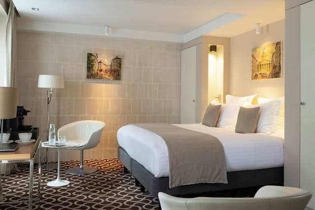 Room (Authentique)