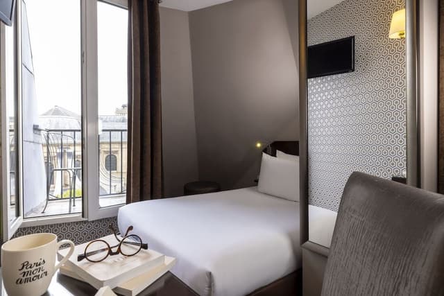 Superior Single Room with Balcony
