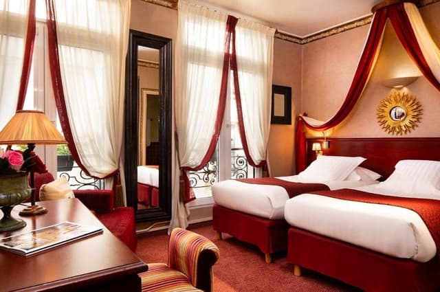 Deluxe Double or Twin Room, Balcony
