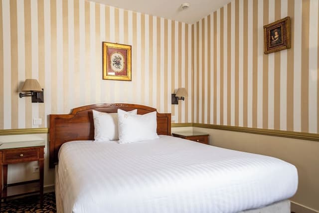 Classic Double Room