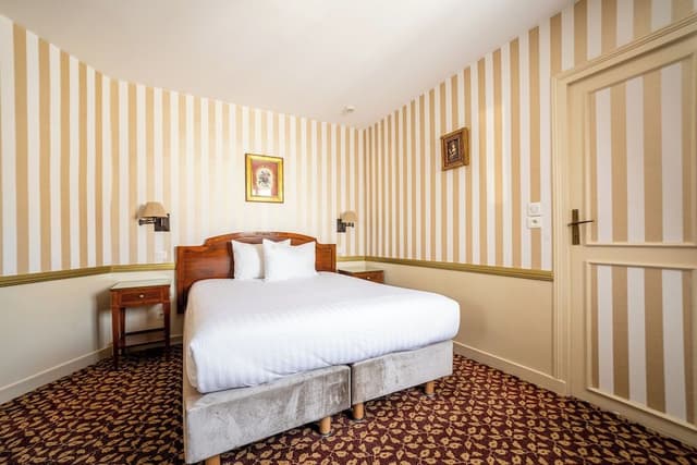Classic Double Room