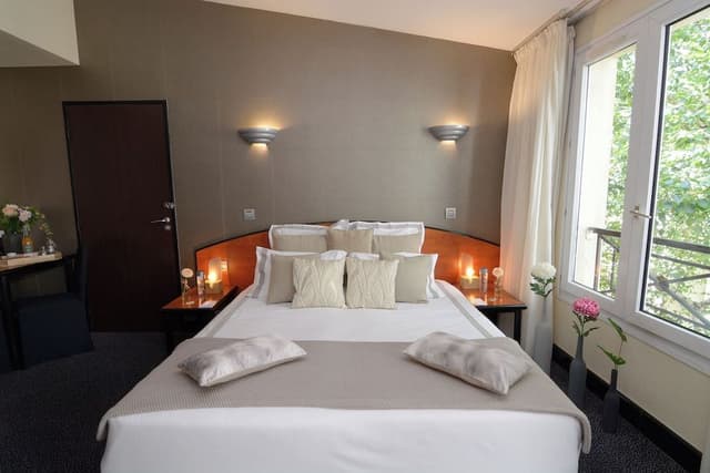 Classic Double Room