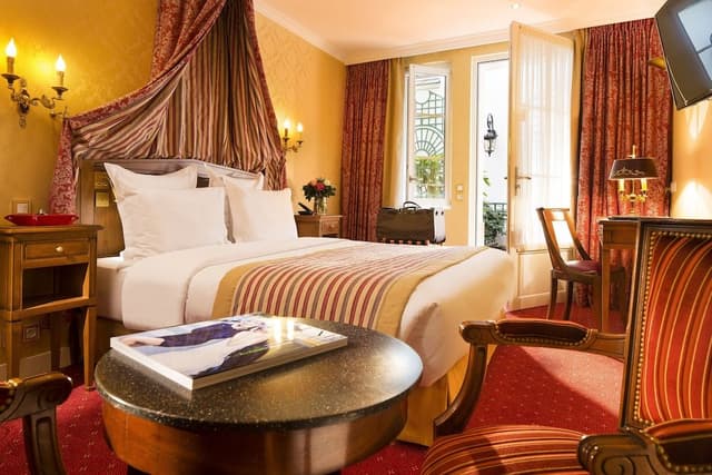 Deluxe Double or Twin Room