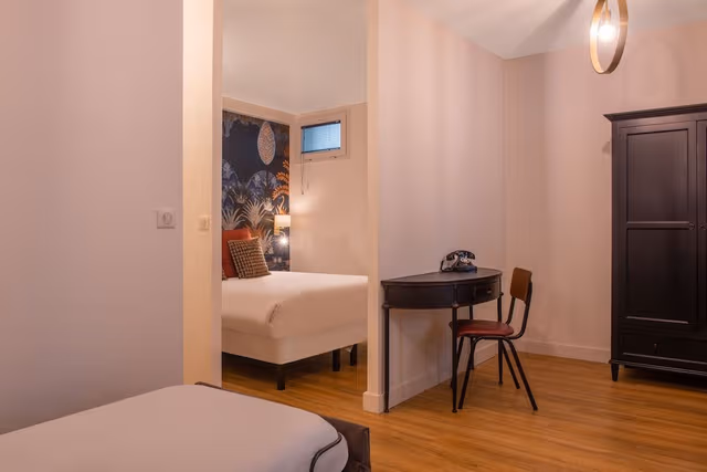 Classic Quadruple Room