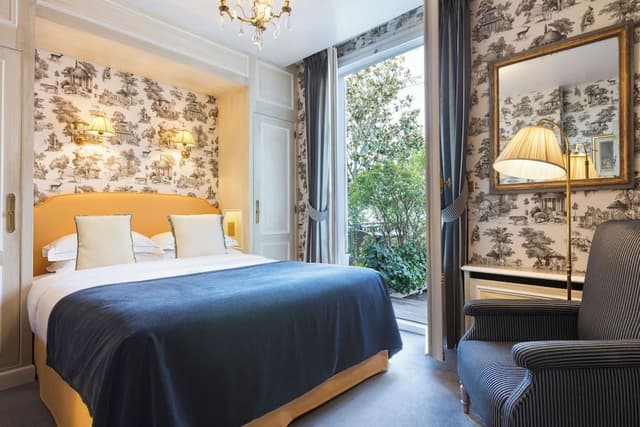 Classic Double Room