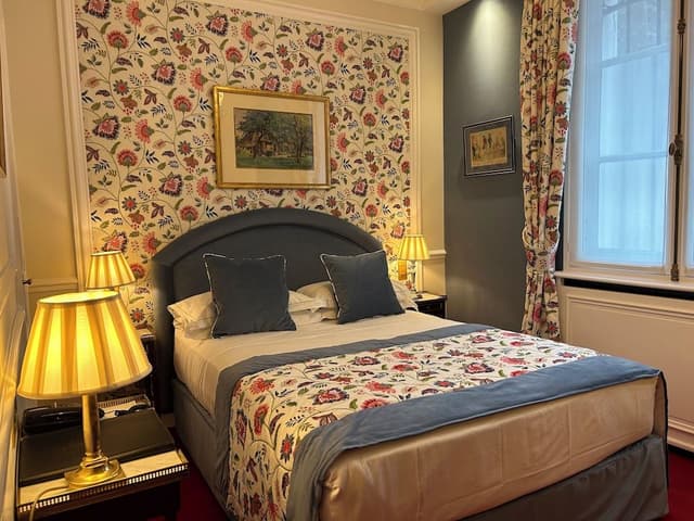Classic Double Room