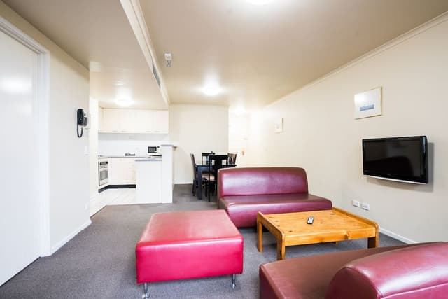 Three Bedroom Apartment (Q4S)