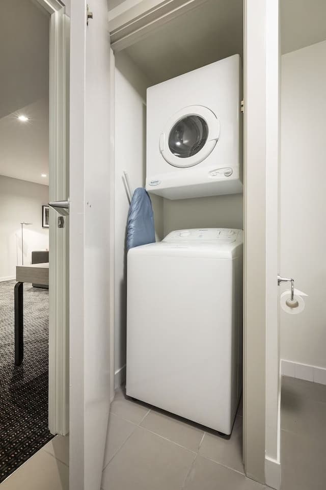 One Bedroom Apartment
