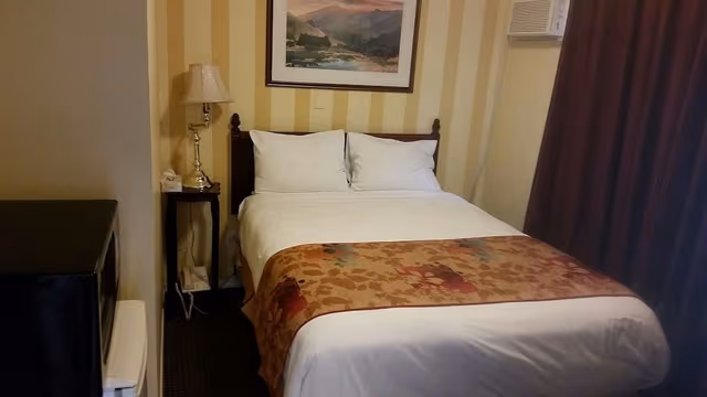 Room, Multiple Beds, Kitchen