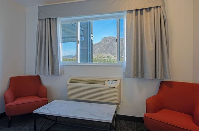 Standard Room, 2 Queen Beds, River View