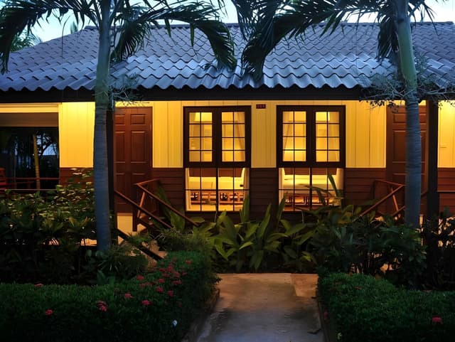 Superior Bungalow