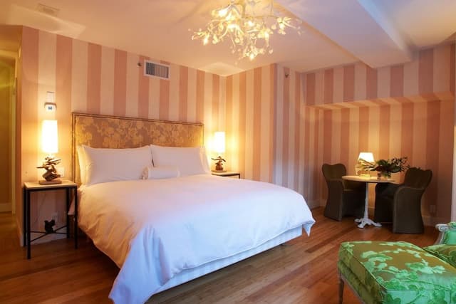 Deluxe Room, 1 King Bed (Spa, Pool, Gym - Woman Only)