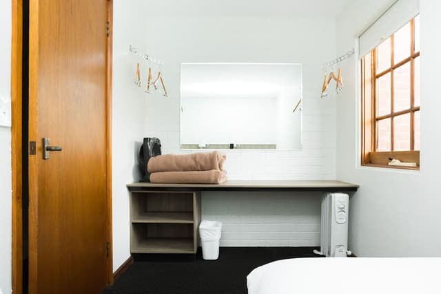 Standard Two Bedroom Apartment (Multi-Level)