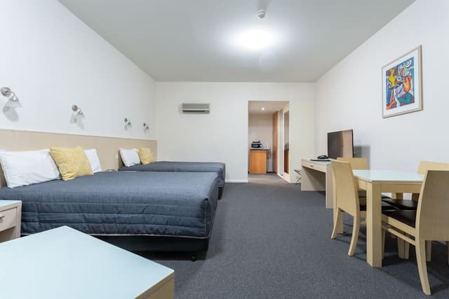 Superior Queen/Twin Room