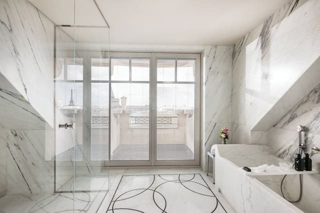 Amour Suite