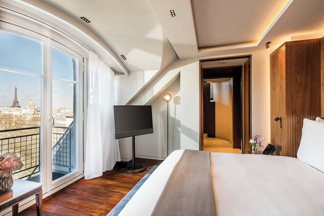 Amour Suite
