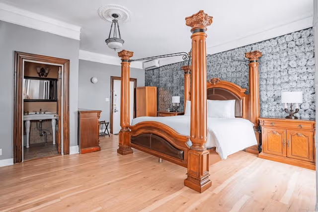 Luxury Room, 1 King Bed