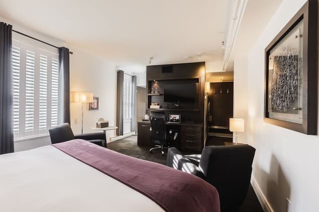 Superior Room, 1 King Bed