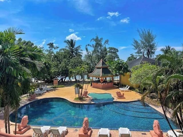 Villa Twin Room with Pool View