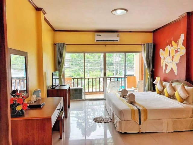 Standard Double Room with Street View