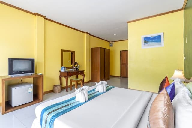 Standard Double Room with Street View