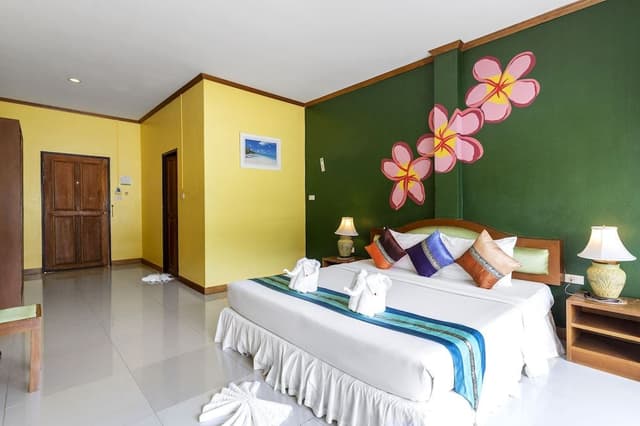 Standard Double Room with Street View