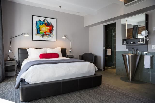 Signature Room