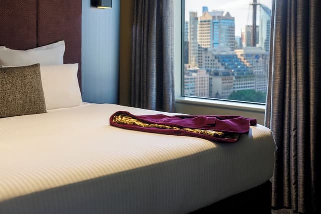 Deluxe Room, 1 King Bed, Park View