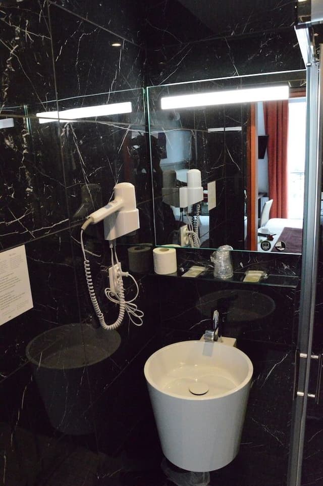Business Room