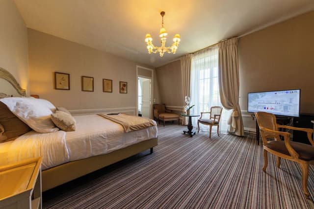 Privilege Room
