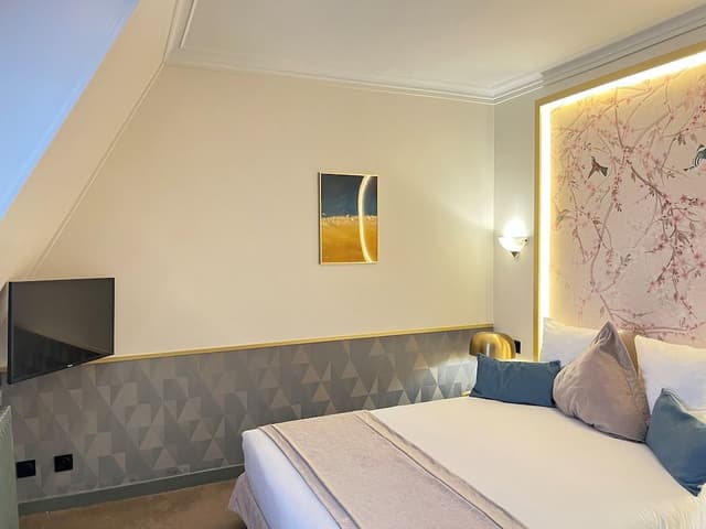 Double Room (Access by stairs 6th floor)