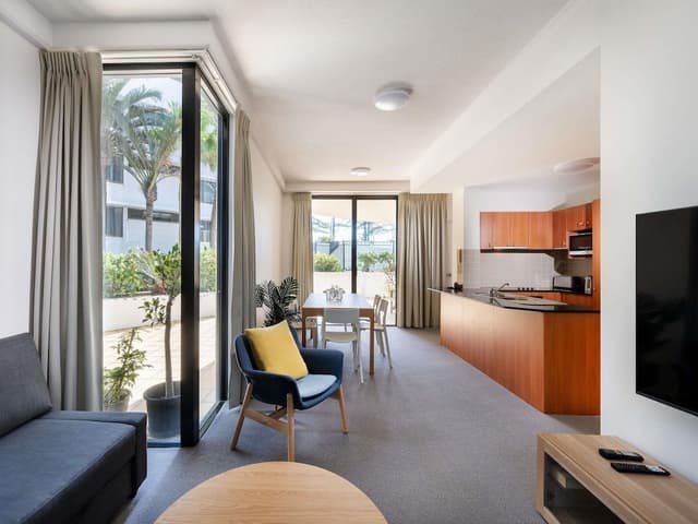 Apartment, 2 Bedrooms, Garden View