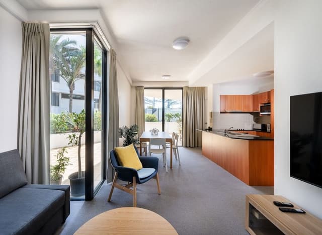 Apartment, 2 Bedrooms, Garden View