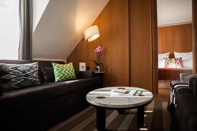 Prestige Suite