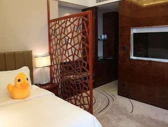 Room, 1 King Bed, Non Smoking, City View