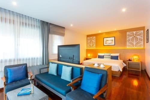 Holiday Suite