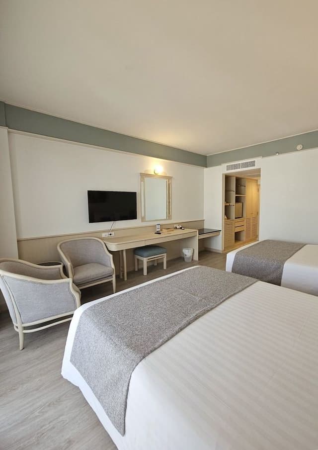 Superior Family Room